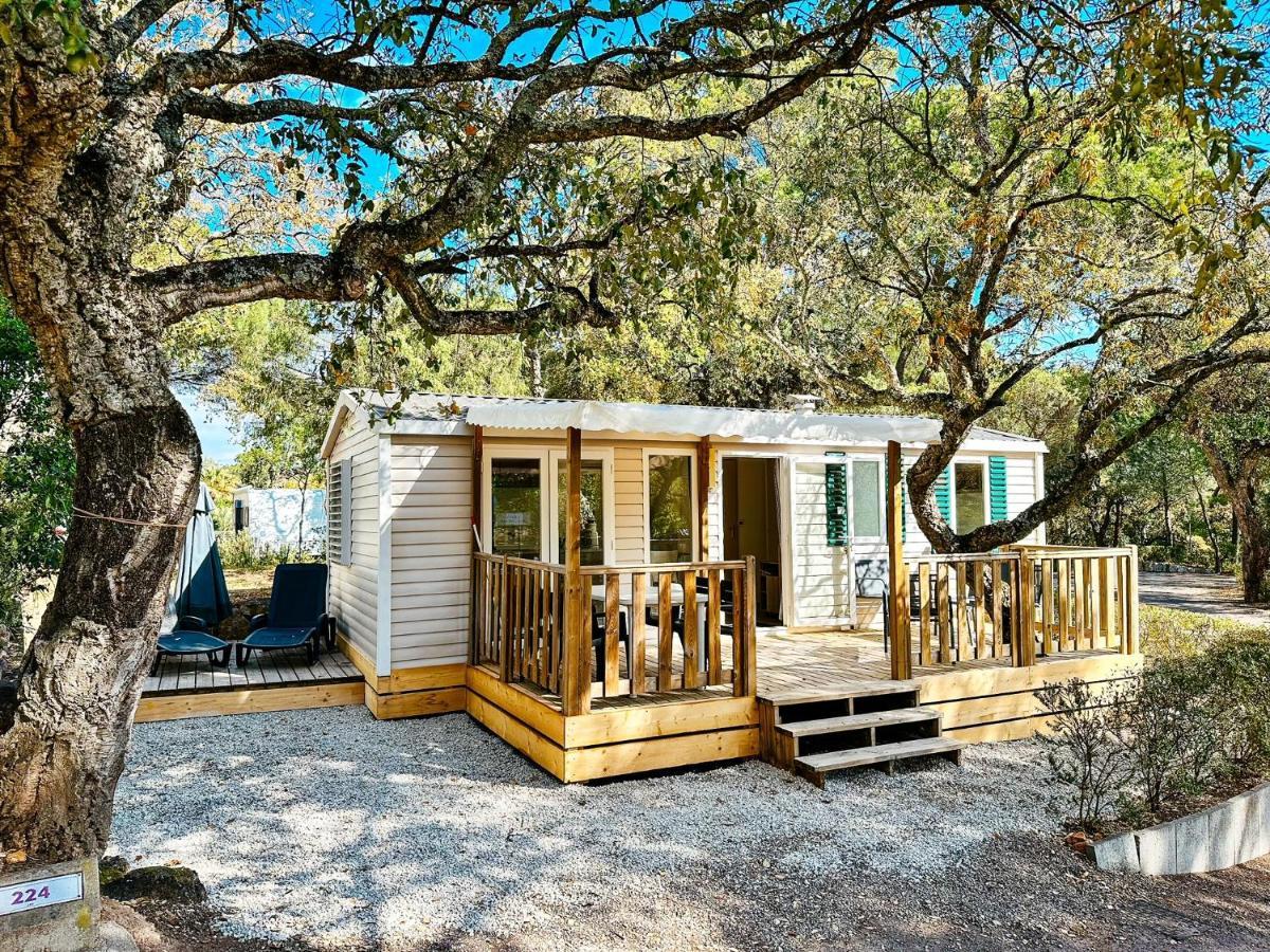 רוקברון-סור-ארז'נס 3 Bedroom Chalets Camping Lei Suves - Joycasa מראה חיצוני תמונה