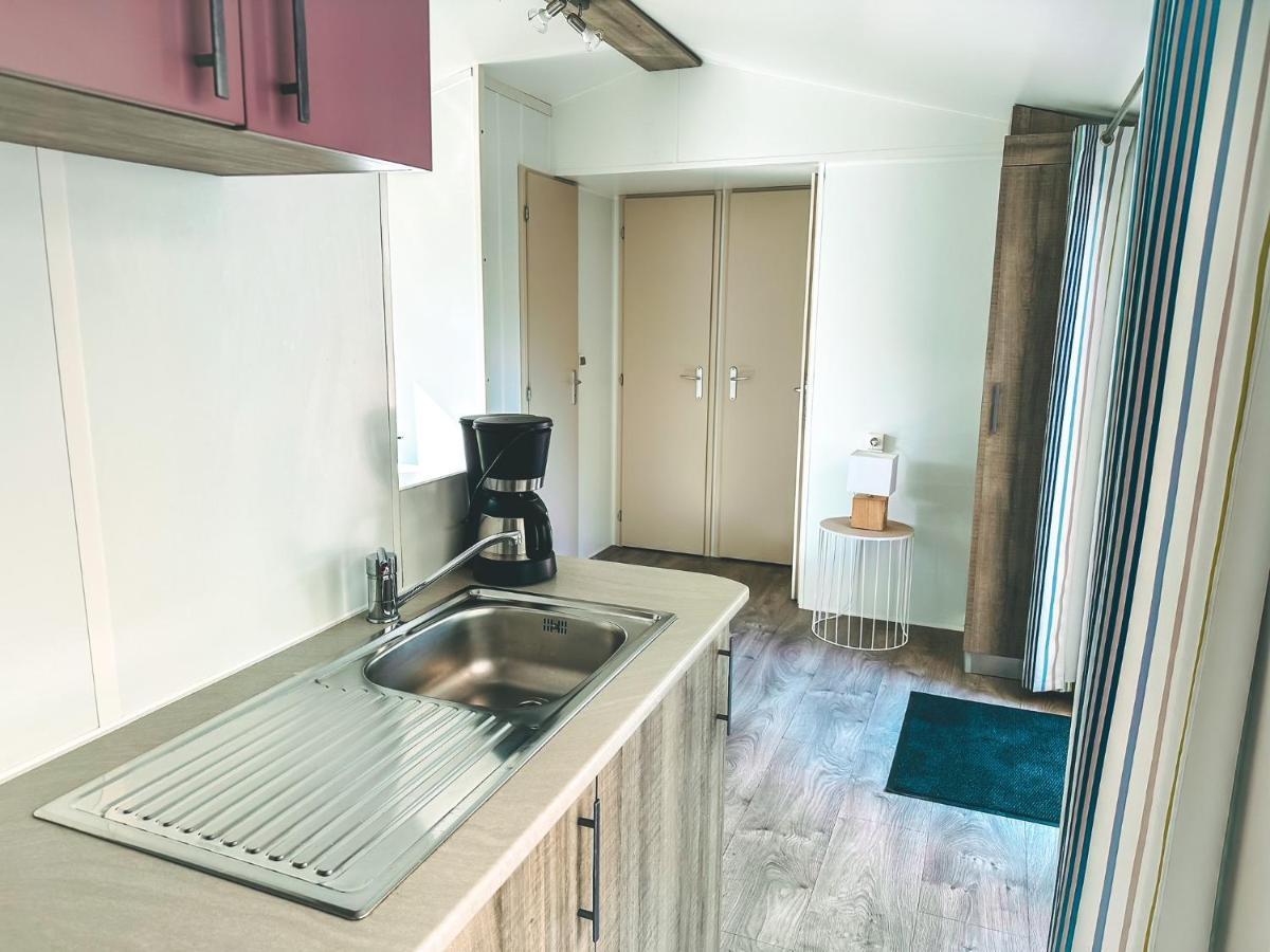 רוקברון-סור-ארז'נס 3 Bedroom Chalets Camping Lei Suves - Joycasa מראה חיצוני תמונה