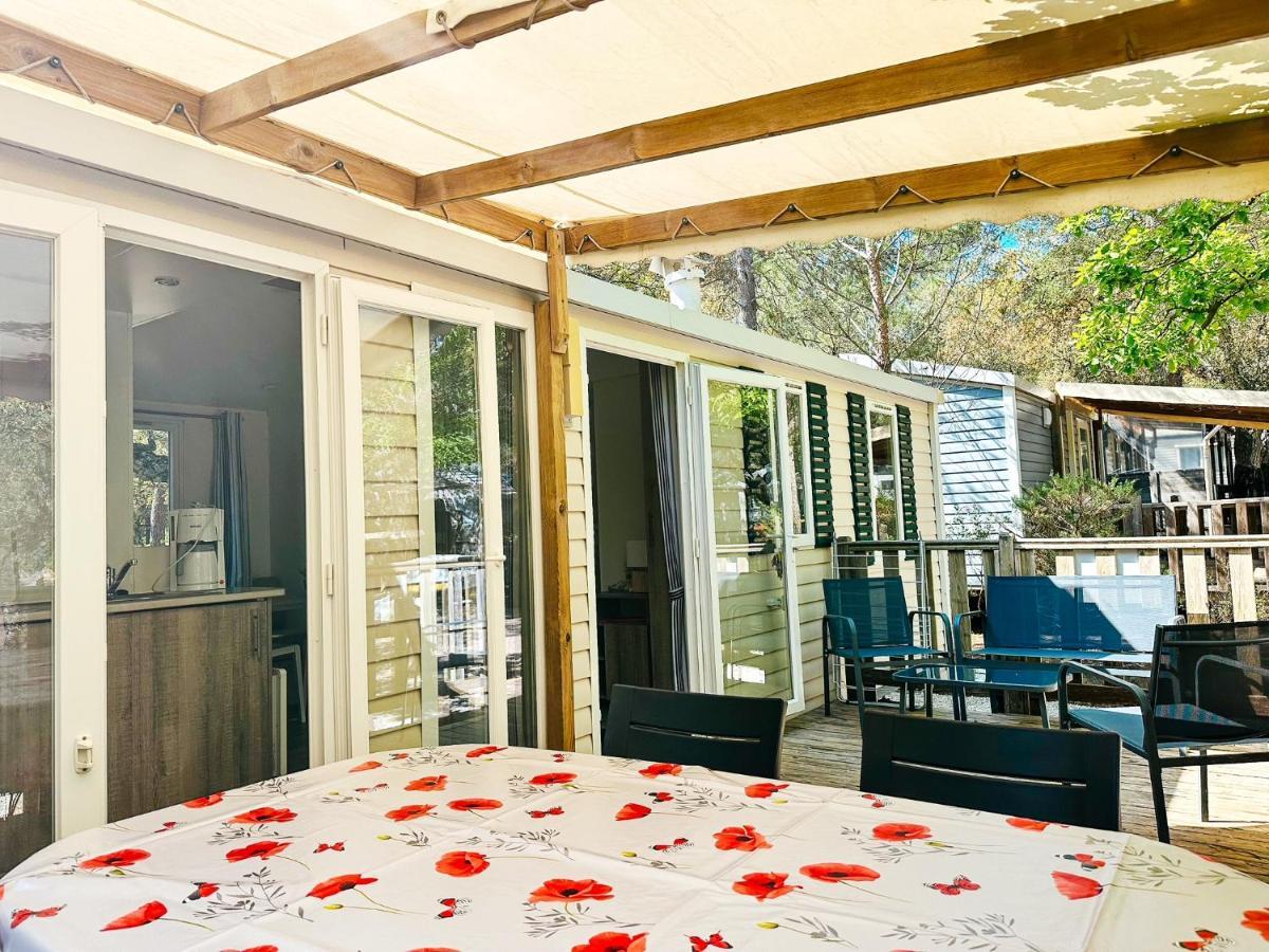 רוקברון-סור-ארז'נס 3 Bedroom Chalets Camping Lei Suves - Joycasa מראה חיצוני תמונה